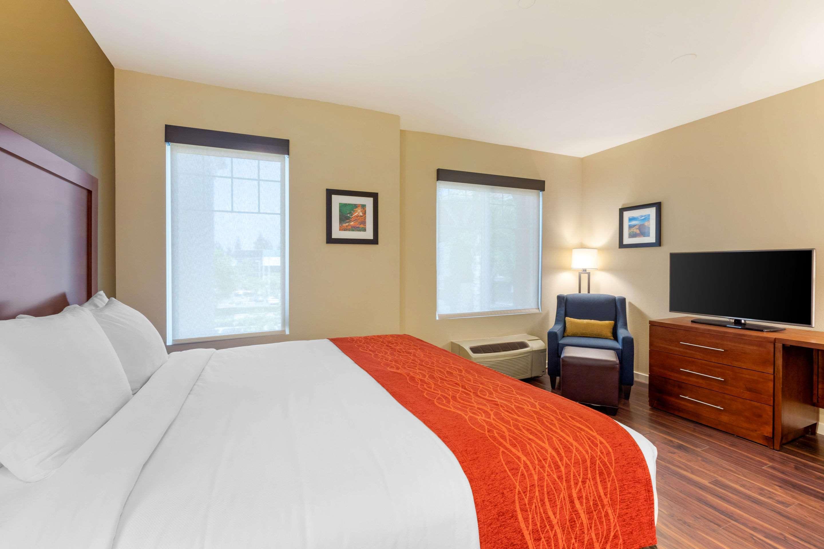 Comfort Inn & Suites Near Ontario Airport Exteriér fotografie