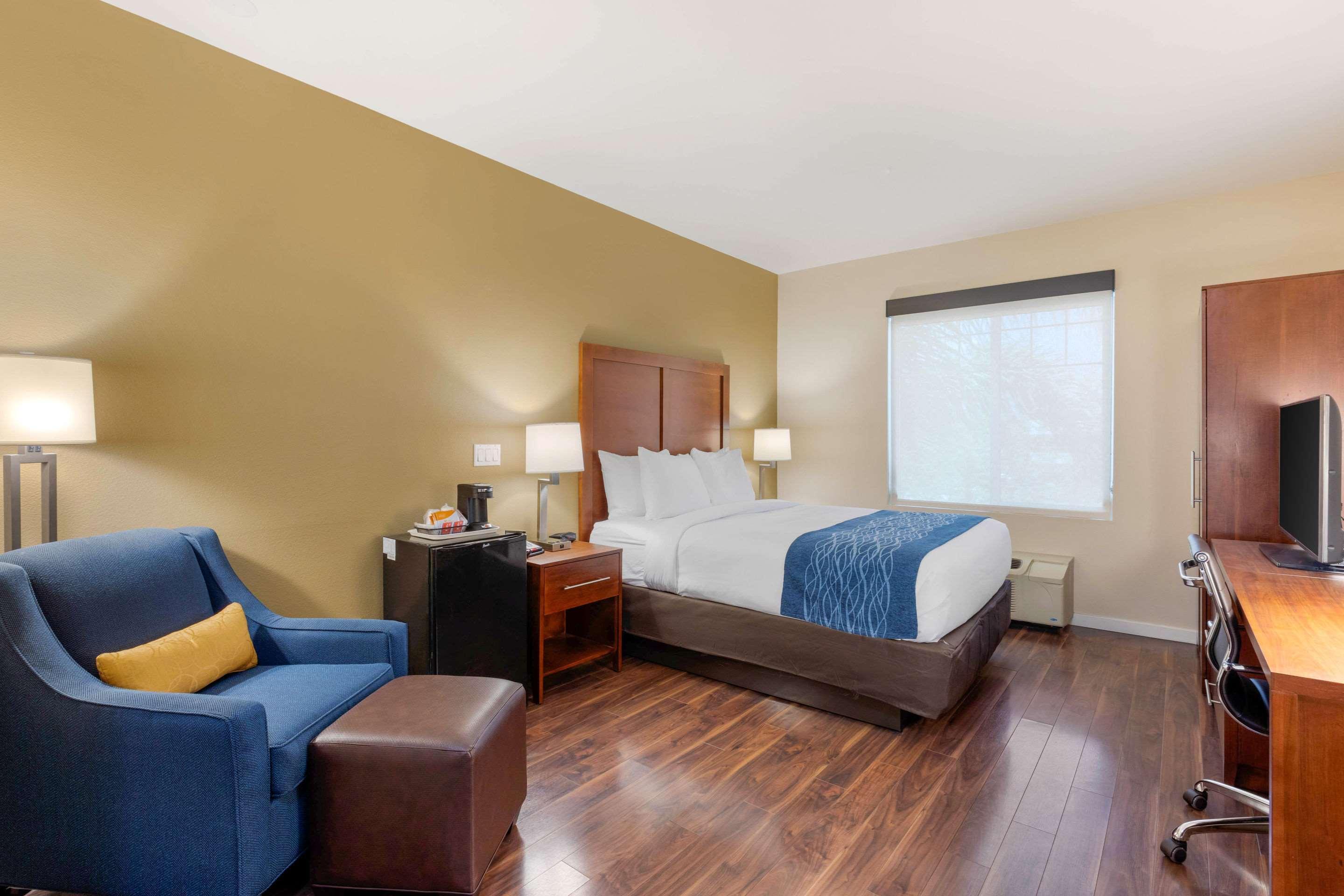 Comfort Inn & Suites Near Ontario Airport Exteriér fotografie