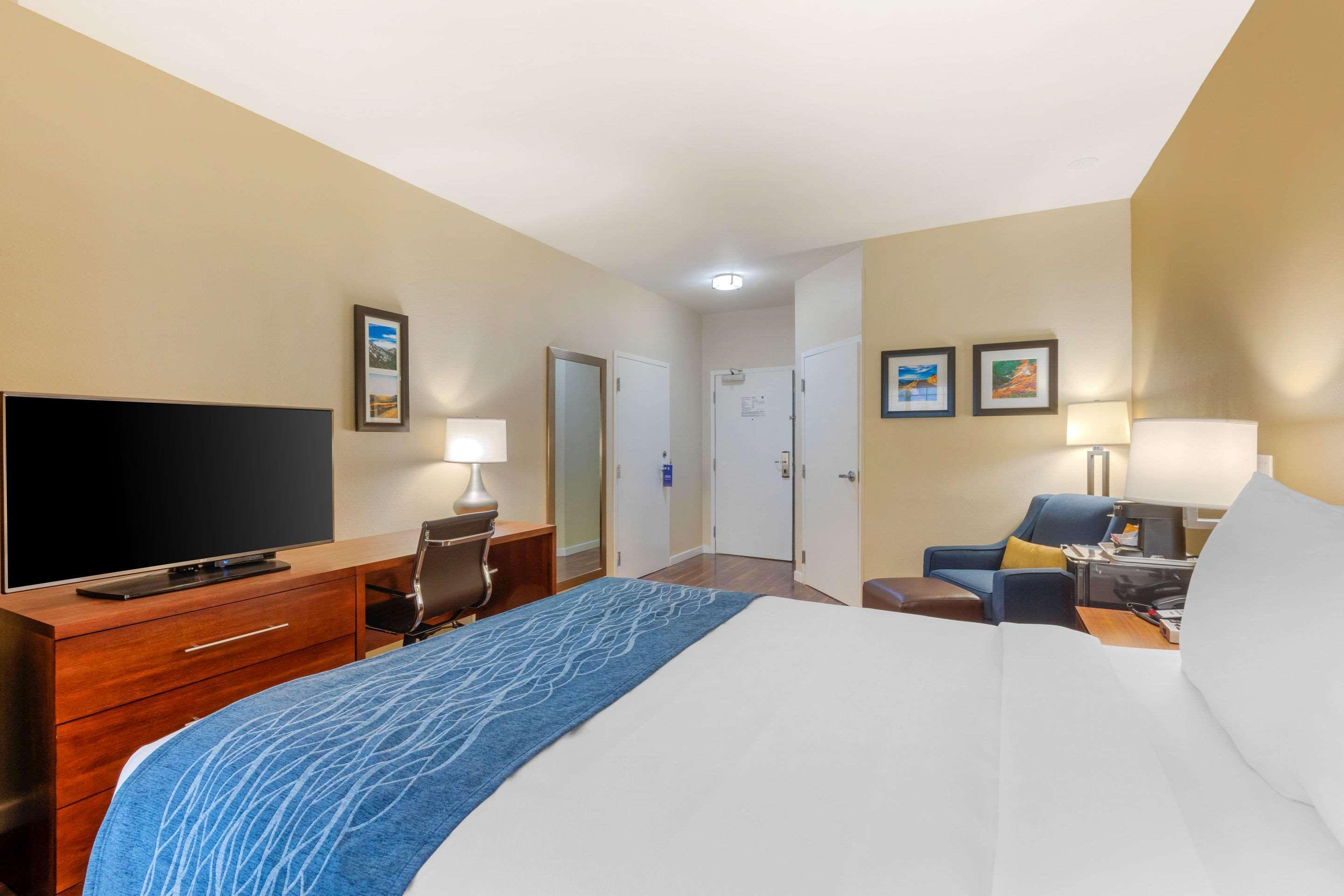 Comfort Inn & Suites Near Ontario Airport Exteriér fotografie