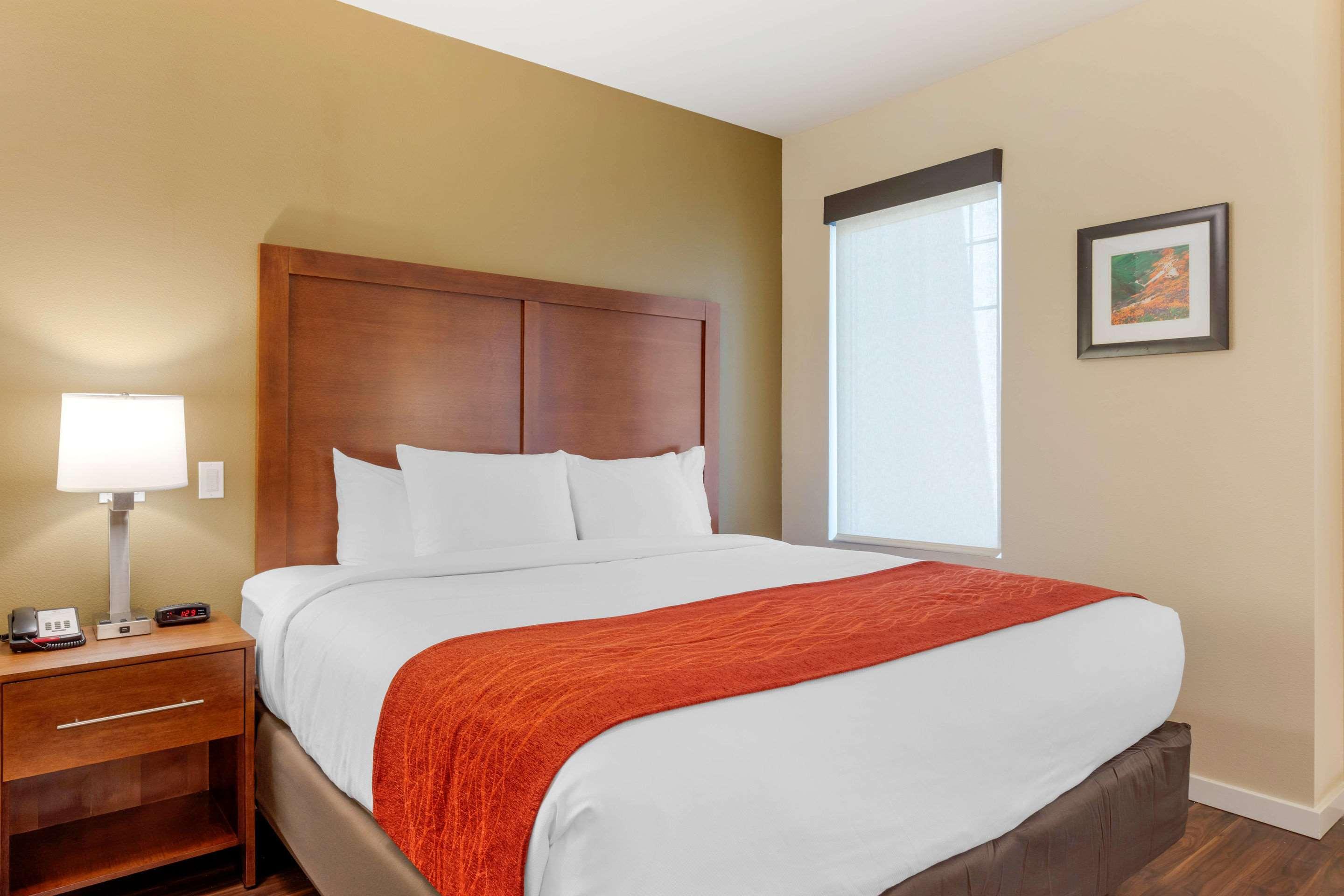 Comfort Inn & Suites Near Ontario Airport Exteriér fotografie