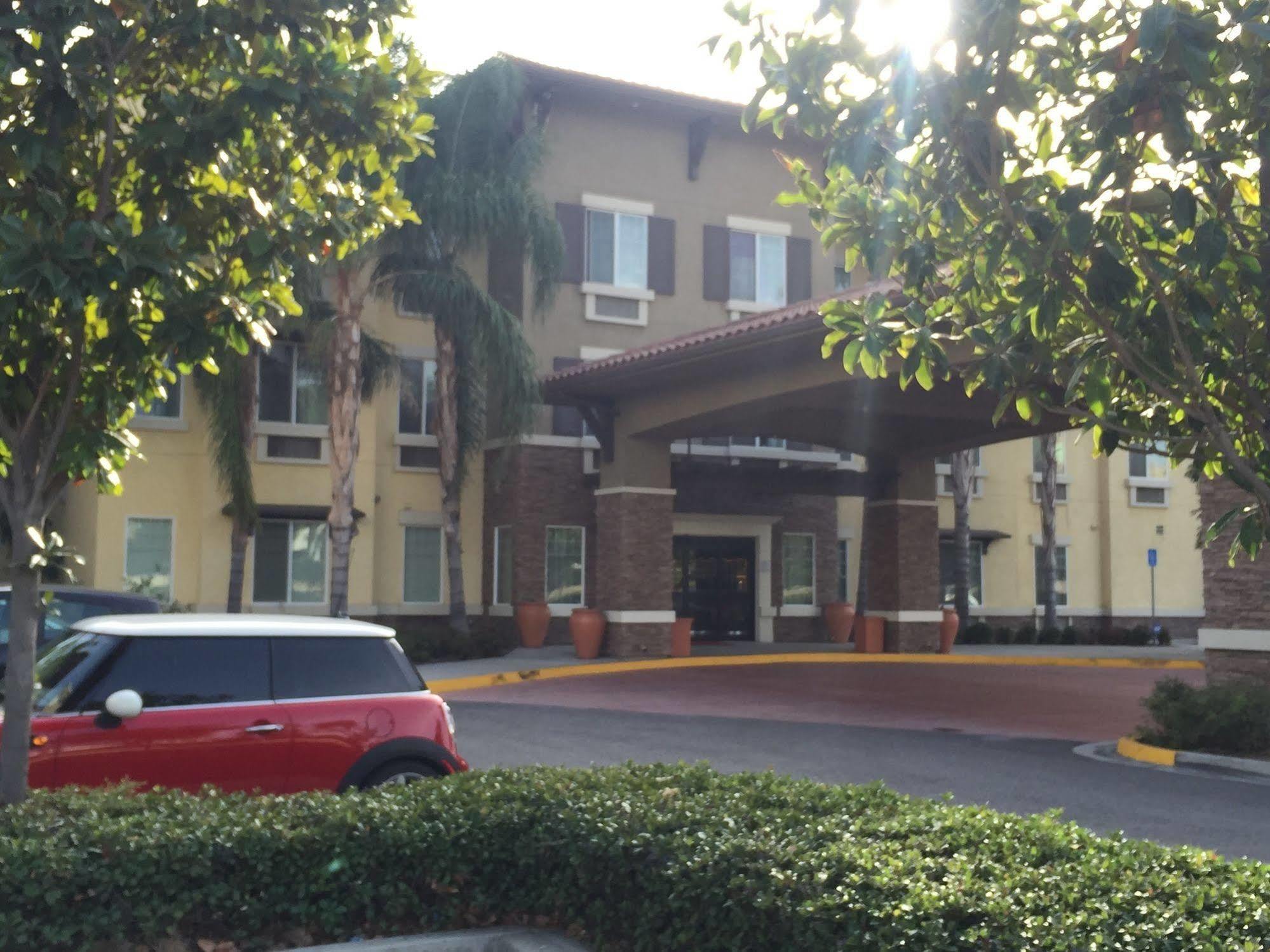 Comfort Inn & Suites Near Ontario Airport Exteriér fotografie